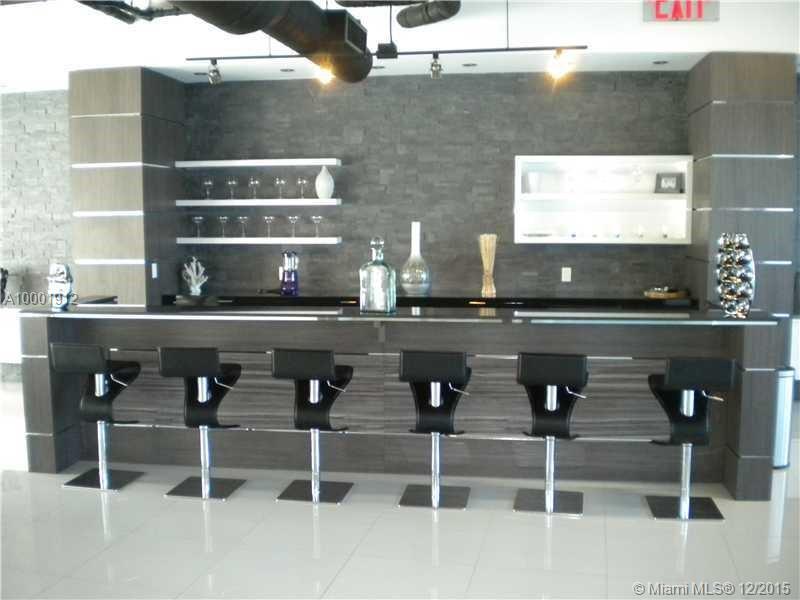 BLUE CONDO - Residential Lease