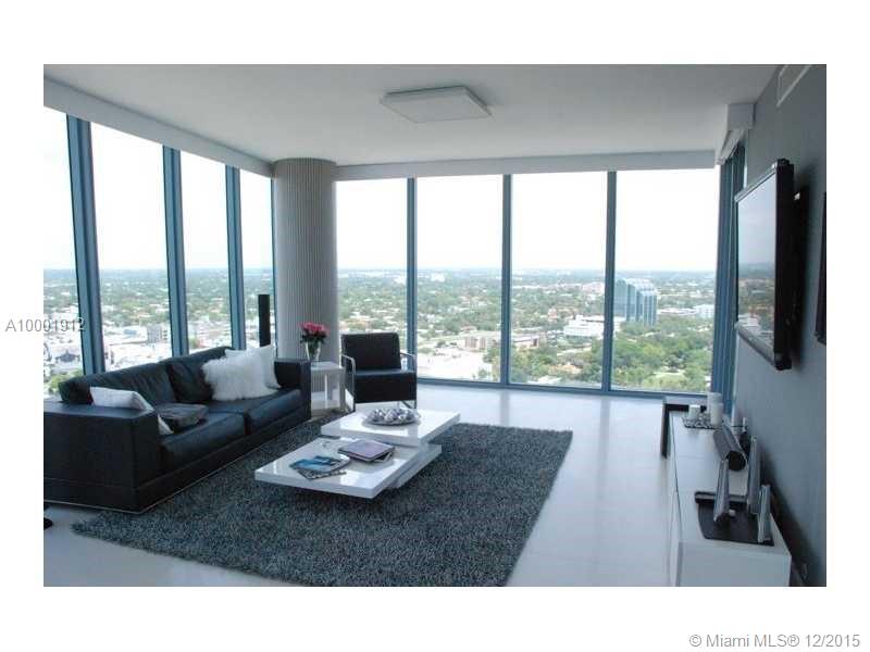 BLUE CONDO - Residential Lease