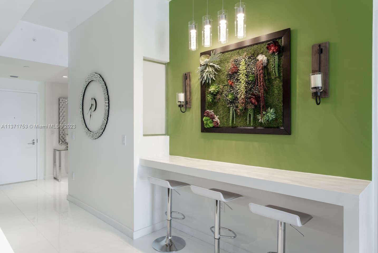 PARAMOUNT MIAMI WORLDCENT - Residential