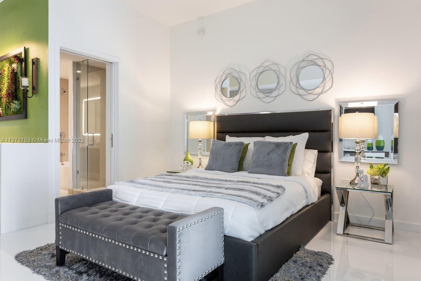PARAMOUNT MIAMI WORLDCENT - Residential