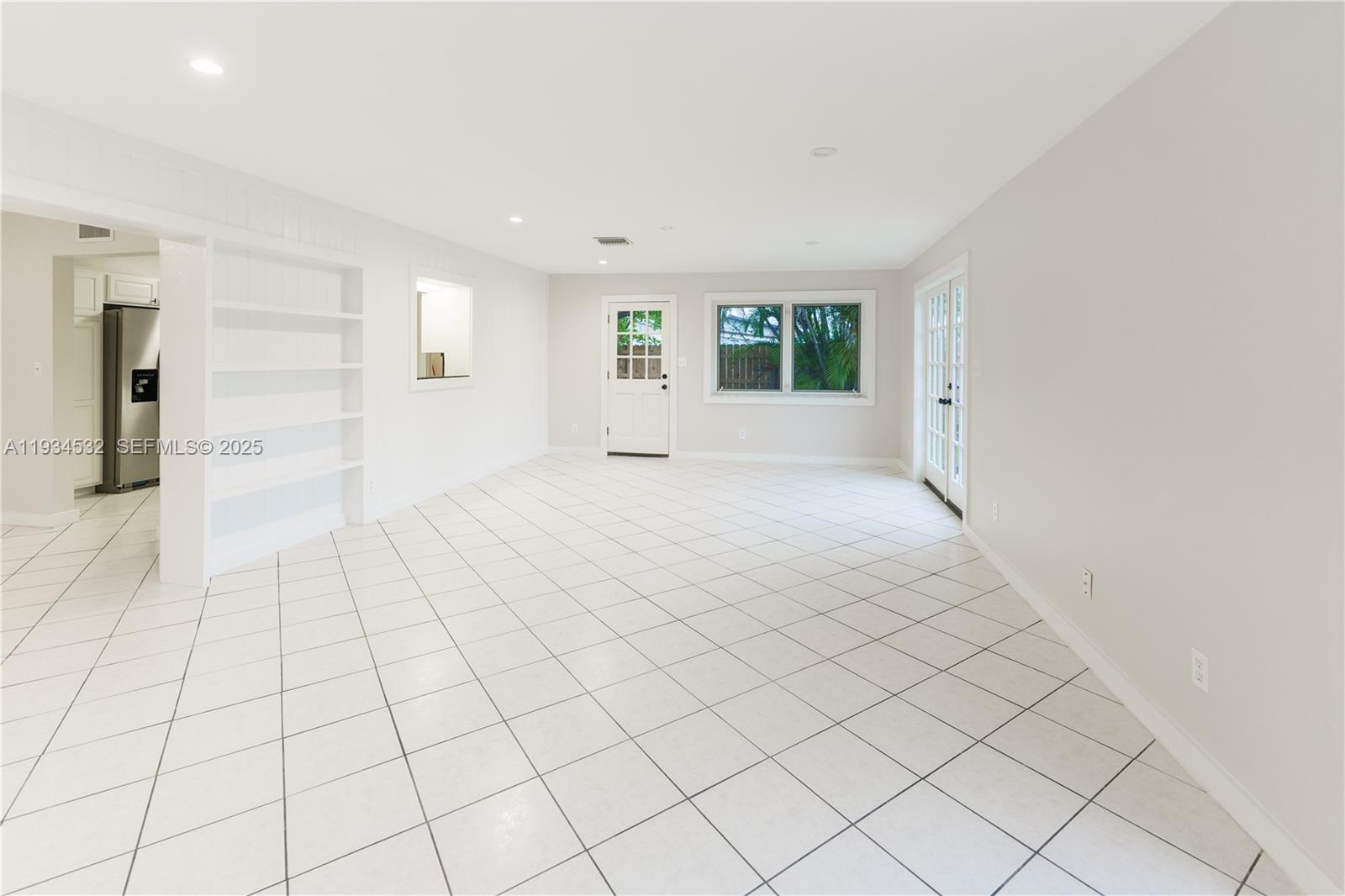 CORAL RIDGE ISLES - Residential