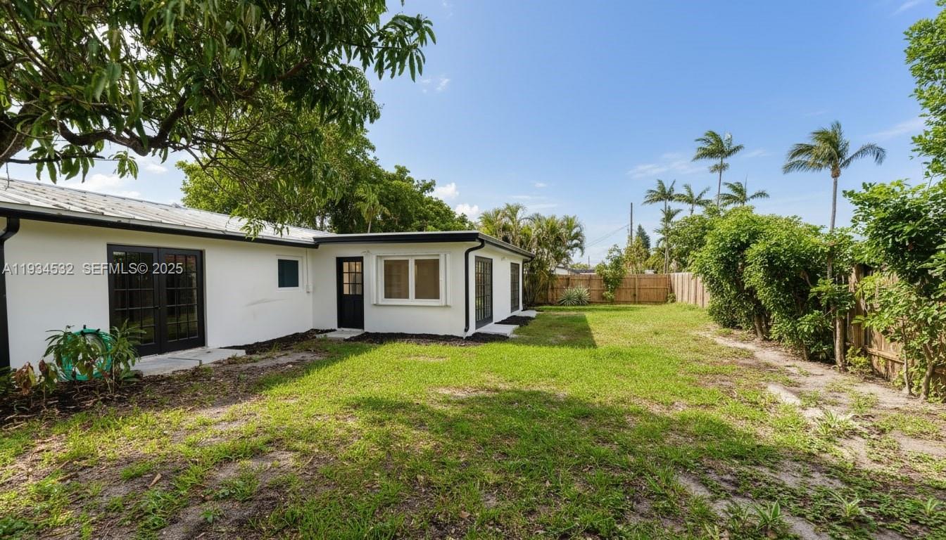 CORAL RIDGE ISLES - Residential