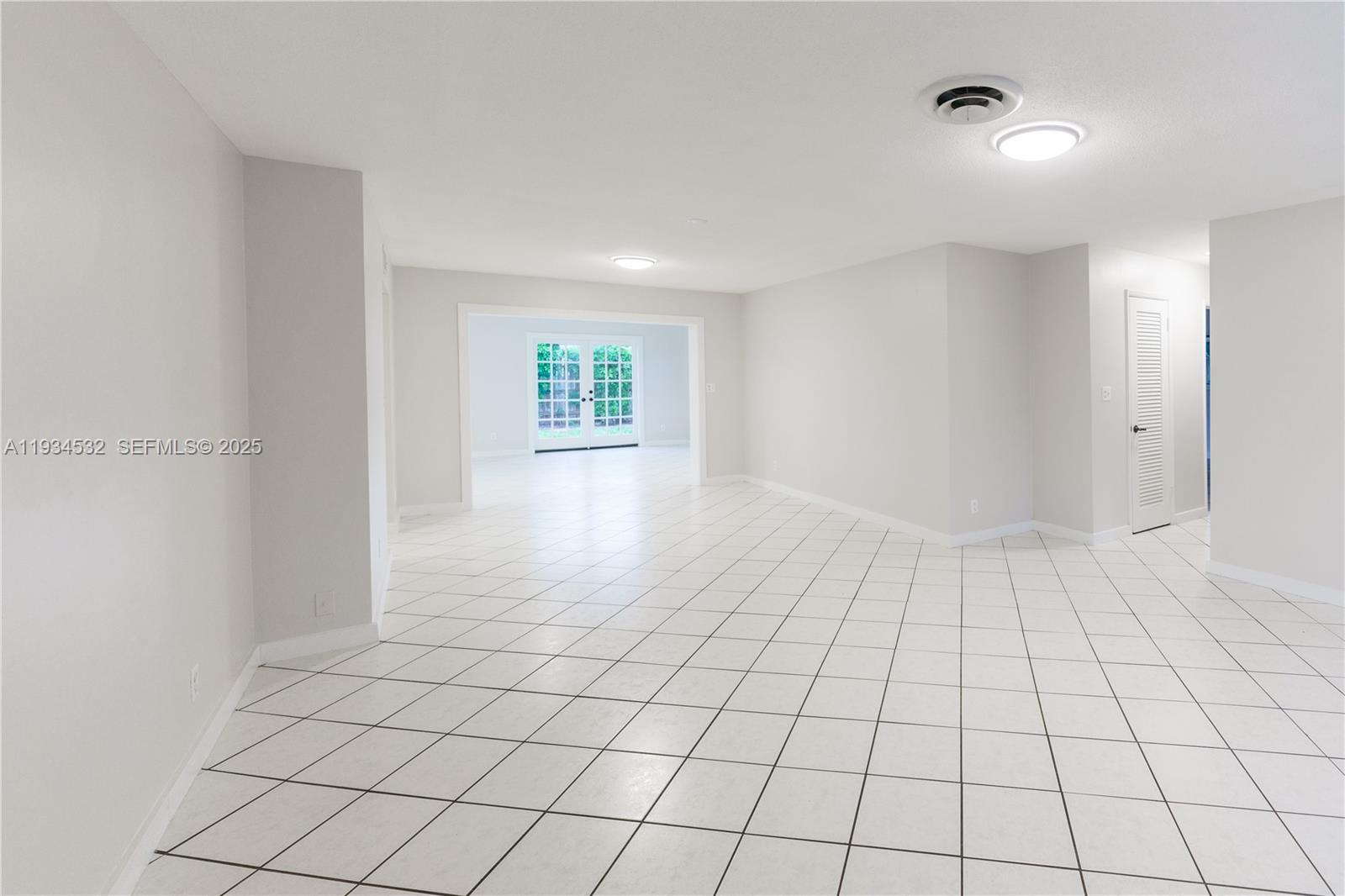 CORAL RIDGE ISLES - Residential