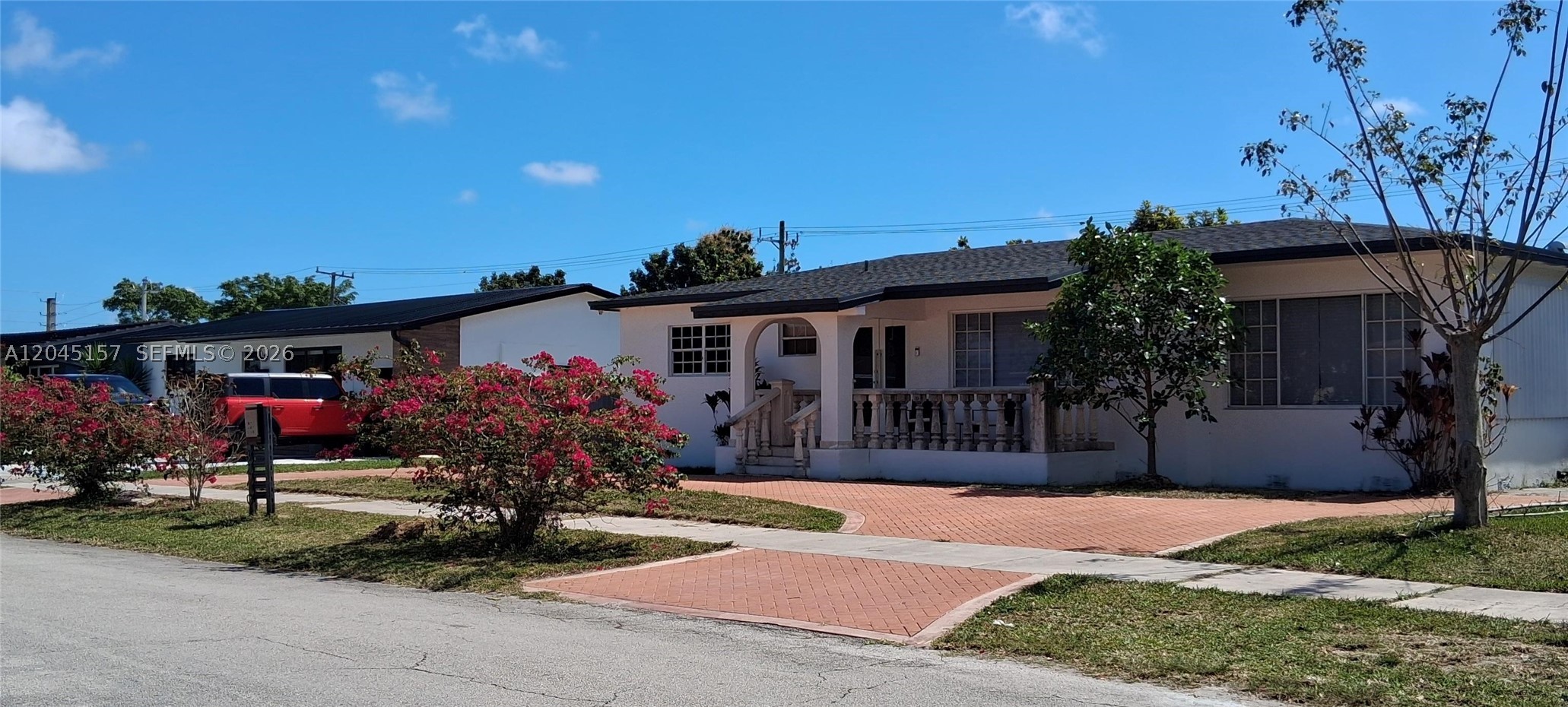 DEAL ESTATES - Residential