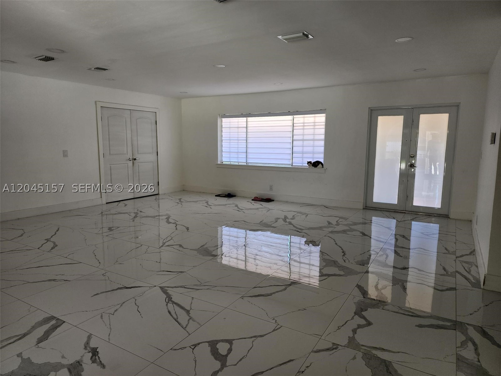 DEAL ESTATES - Residential