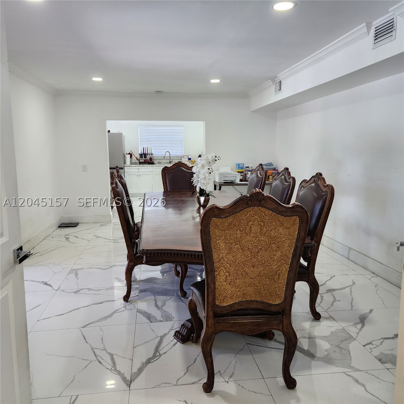 DEAL ESTATES - Residential