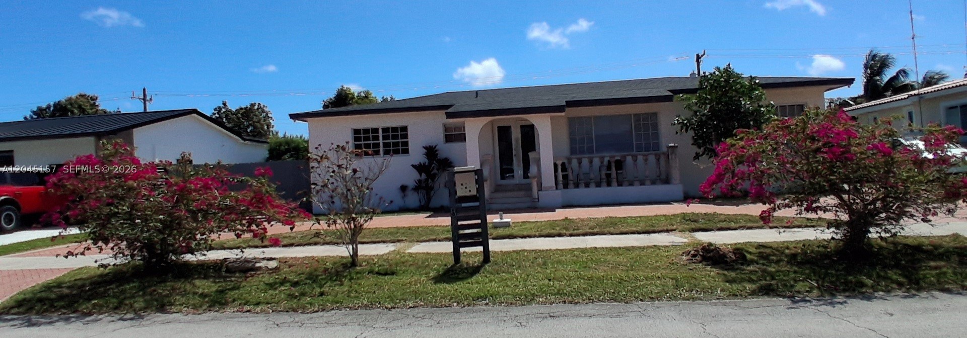 DEAL ESTATES - Residential