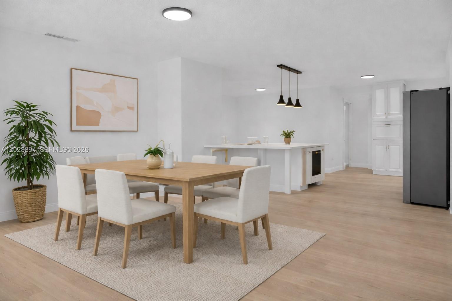 ENGLISH ESTATES UNIT 2 - Residential