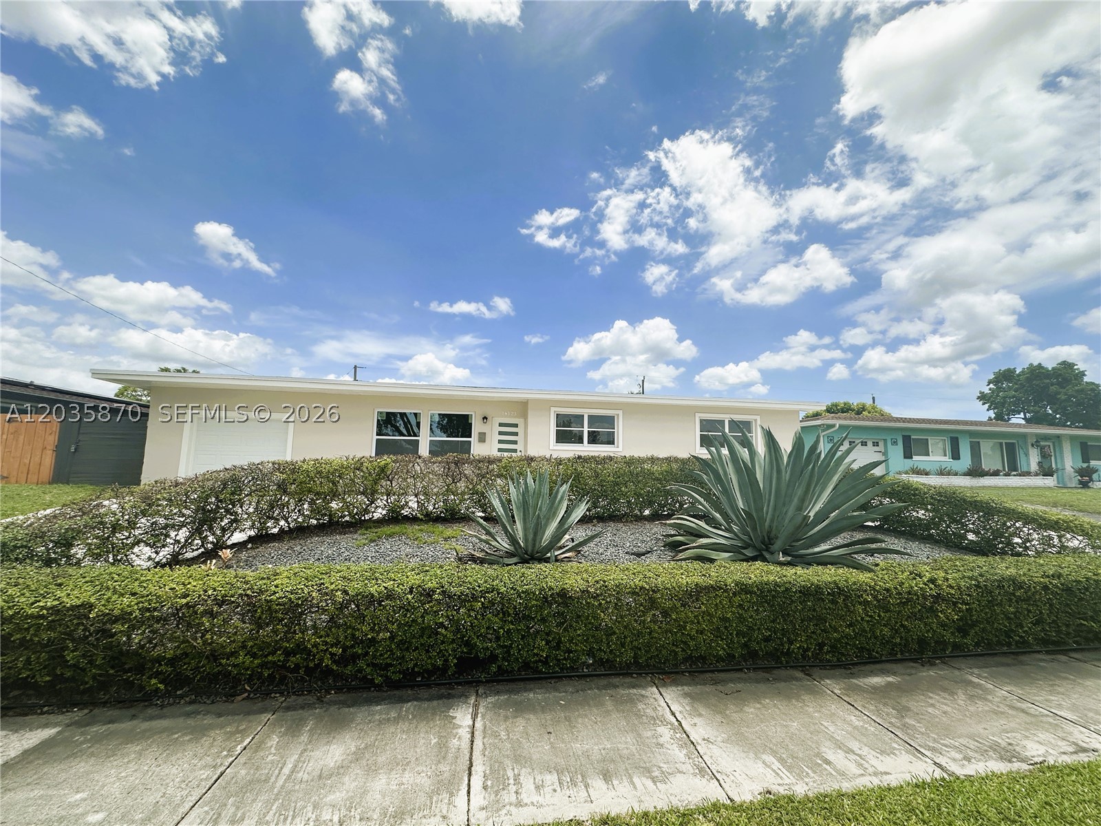 FAIRWAY LAKE SOUTH SEC 2 - Residential