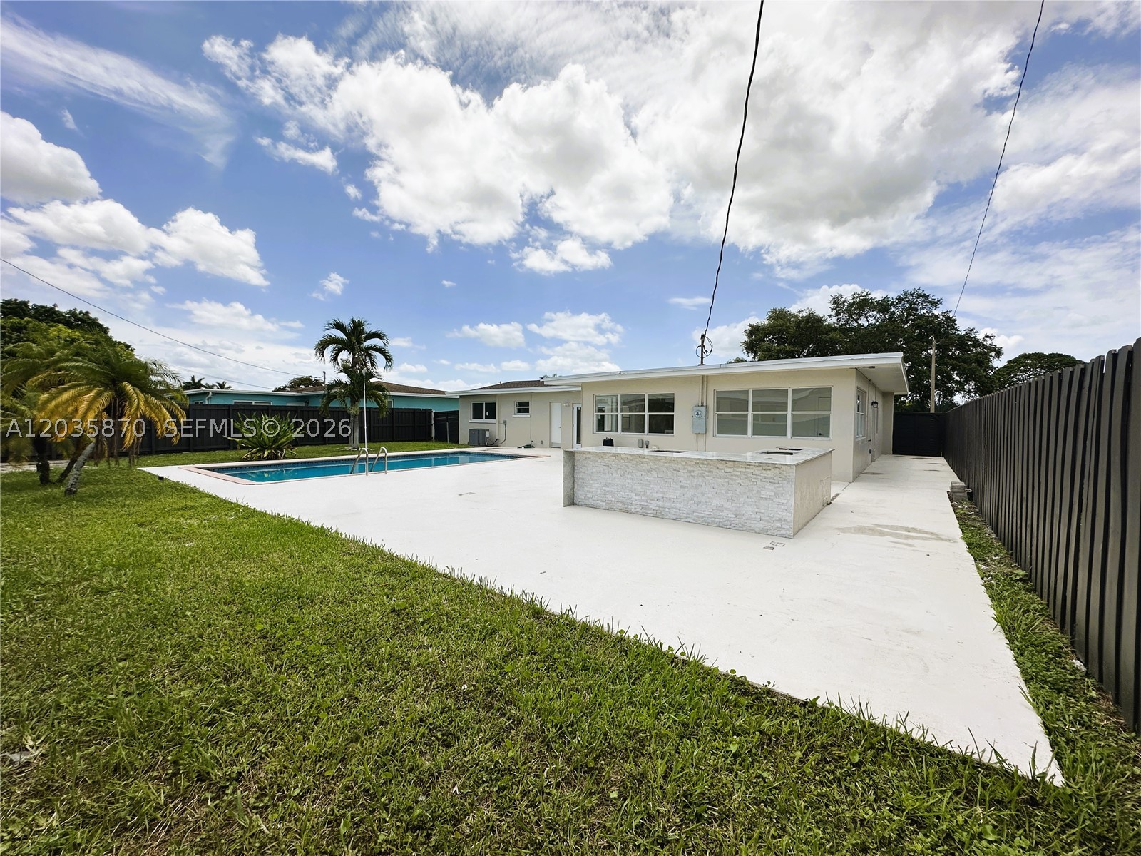FAIRWAY LAKE SOUTH SEC 2 - Residential