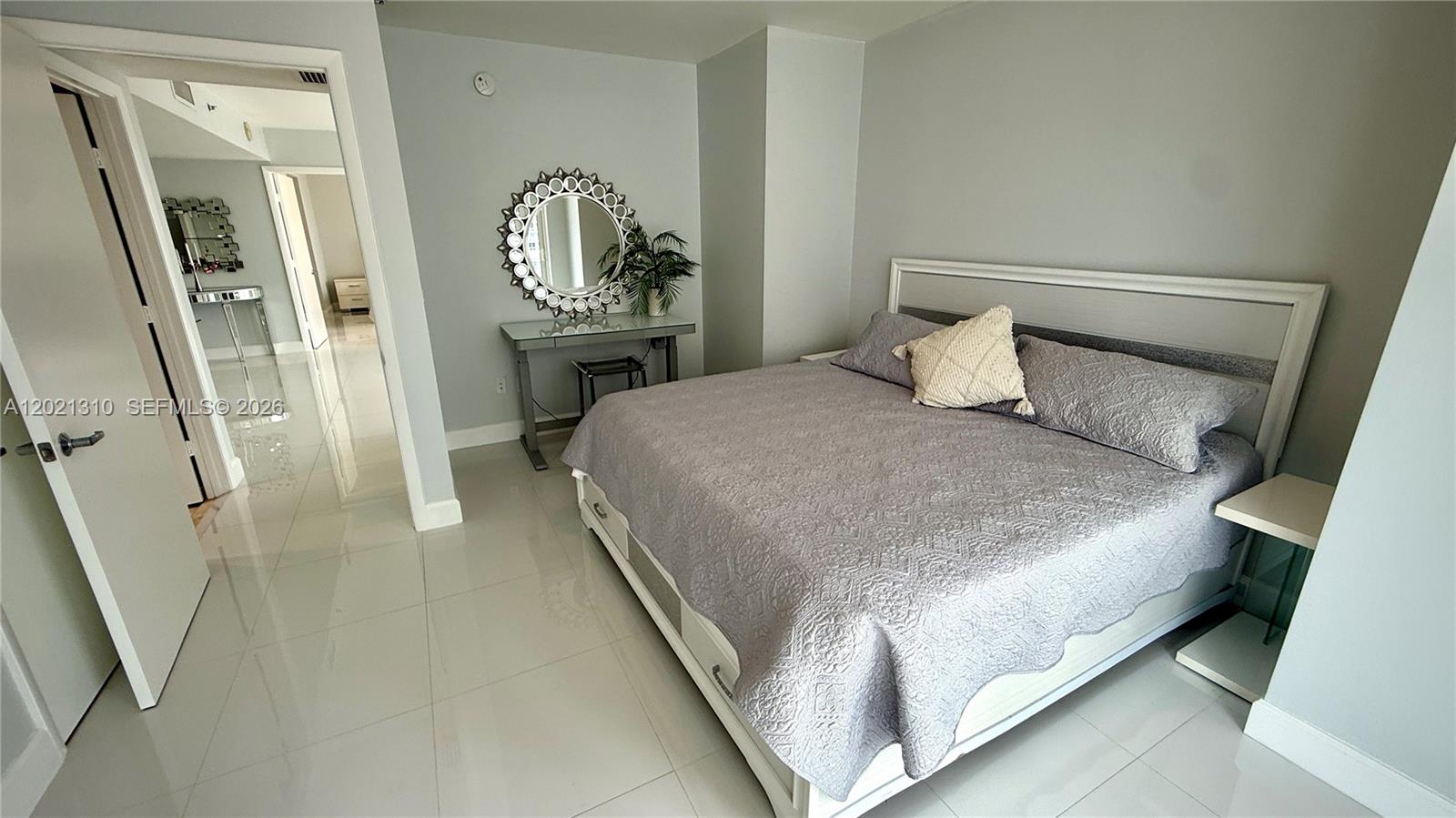 50 BISCAYNE CONDO - Residential