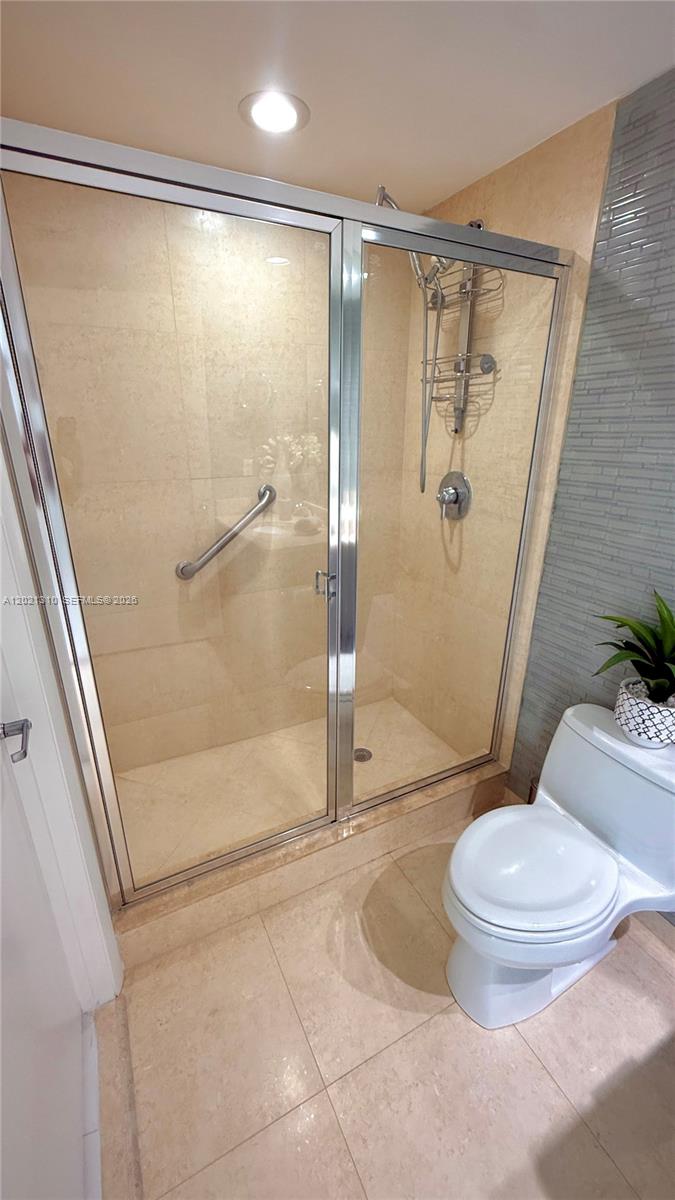 50 BISCAYNE CONDO - Residential