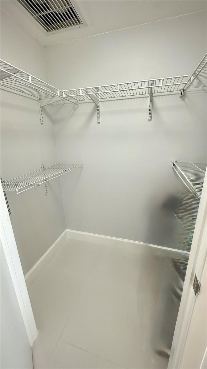 50 BISCAYNE CONDO - Residential