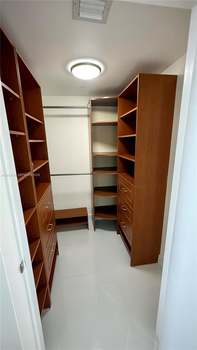 50 BISCAYNE CONDO - Residential
