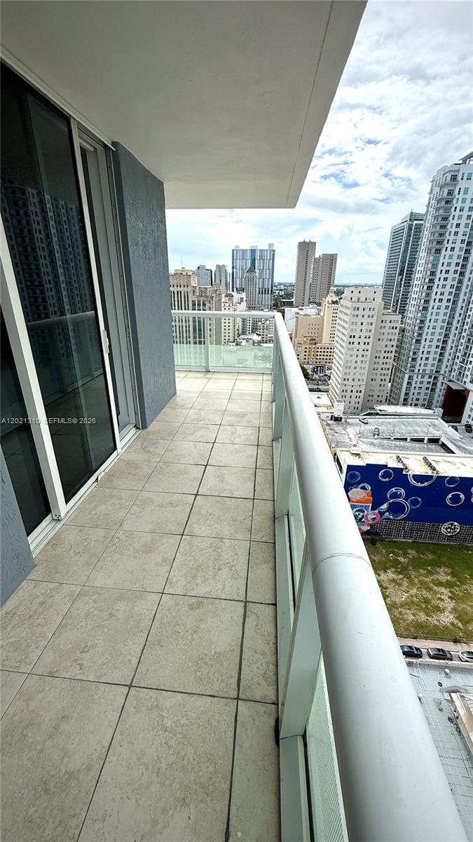 50 BISCAYNE CONDO - Residential