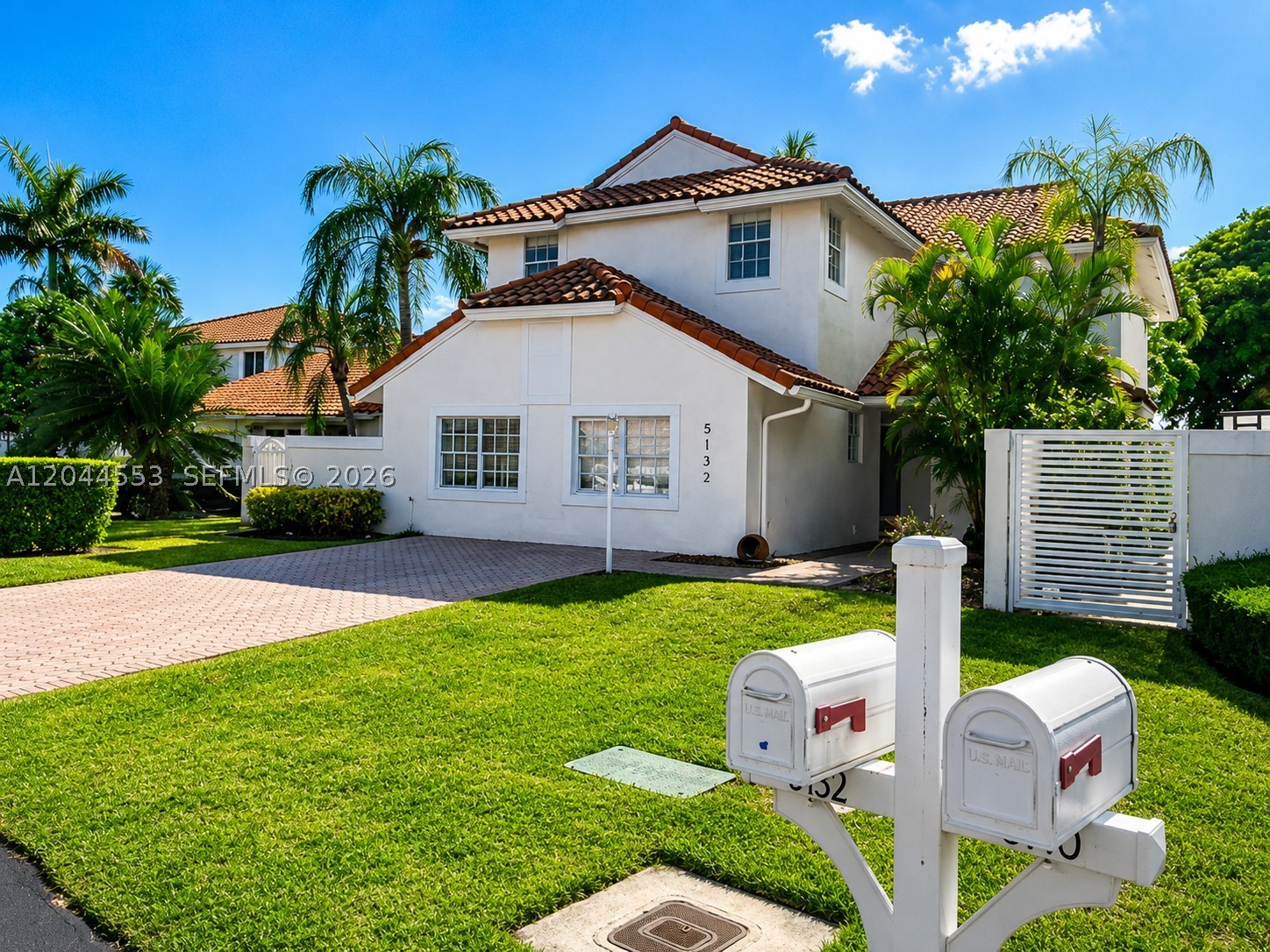 Experience the ultimate Doral lifestyle in this stunning 5BR/3BA single-family home in Doral Glen. This unique model has been impeccably remodeled to offer ample living areas and high-end finishes throughout.

Property Highlights: The View: Breathtaking dual views of the canal and the prestigious Silver Golf Course. 
Gourmet Kitchen: Fully updated with a breakfast nook, new appliances and scenic vistas. 
Master Suite: Features a luxury remodeled bathroom with a rain shower.
Layout: 1 bedroom and full bath downstairs; dedicated office + family room. Comfort: 2 A/C units, laundry room, and modern window treatments/blackouts included. Outdoor Living: Large patio with mature trees and a covered terrace overlooking the water. Doral Park Country Club membership included for access to elite amenities. Rarely available and easy to show. Schedule your private tour today!
