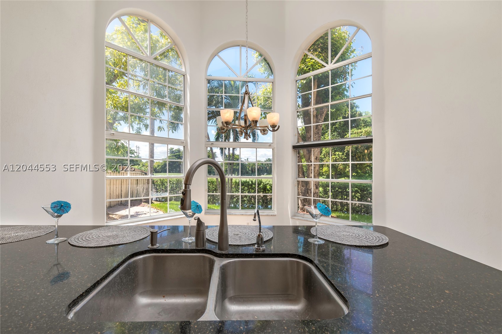 DORAL GLEN T-17816 - Residential