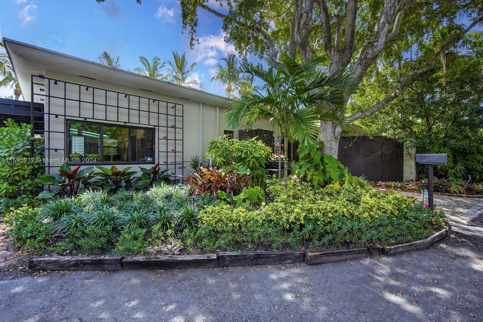 BISCAYNE POINT RESUB - Residential