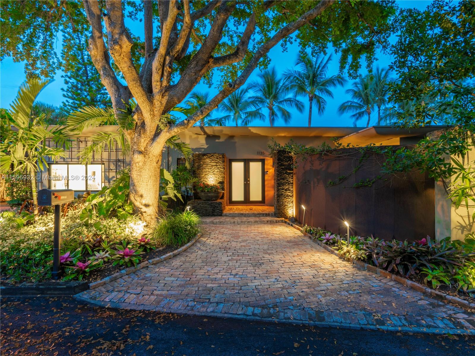 BISCAYNE POINT RESUB - Residential