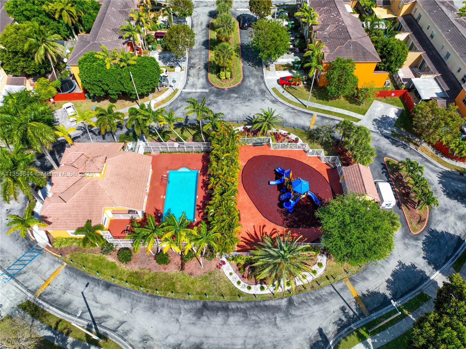 CASA DEL SUR - Residential