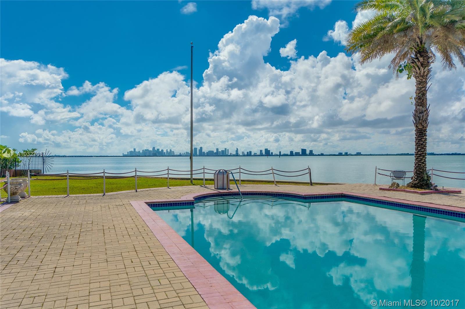 10-15 53 42 LA GORCE GOLF - Land