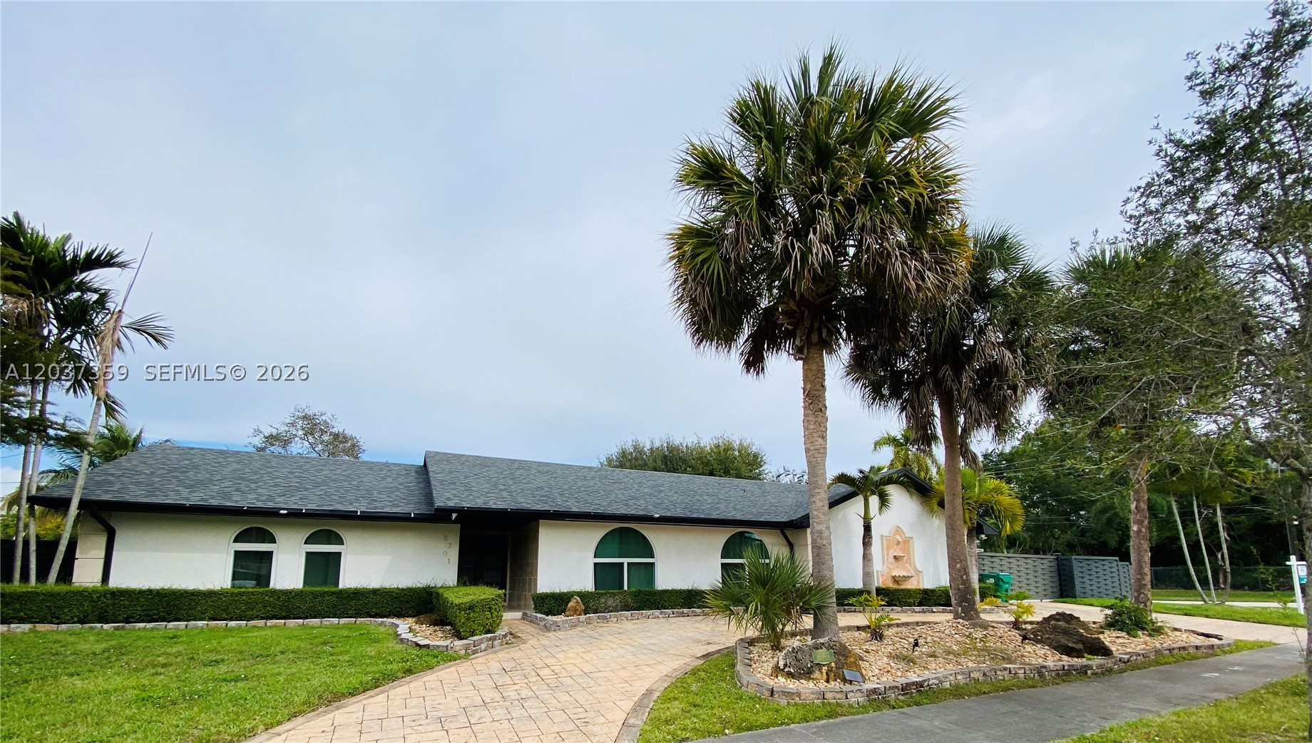 THIS IS A GEM IN THE HEART OF CUTLER BAY!! LUXURIOUS AND SPACIOUS CORNER SINGLE FAMILY HOME LOCATED IN A QUIET AND PEACEFUL NEIGHBORDHOOD, THIS 4/2 HOUSE HAS AND ADDITONAL ROOM IN THE MASTER BEDROOM USE AS AN OFFICE OR YOU CAN USE AS A BABY ROOM, BEAUTUFUL BATHROOMS, SEPARATE TUBE AND SHOWER IN THE MASTER BATHROOM, THE KITCHEN IS EQUIPPED WITH STAINLESS STEEL APPLIACNCES, GRANITE COUNTERTOPS, A GRAND LIVING ROOM AND DINING ROOM , HUGE FAMILY ROOM WITH TV, NEW ROOF, NEW WASHER AND DRYER, NEW CENTRAL AIR CONDITIONER, NEW HIGH IMPACT WINDOWS AND DOORS. THE LAUDRY ROOM IS READY TO CONVERT TO A THIRD BATHROOM. SPACE FOR BOAT AND RV, OFFERING ENDLESS POSSIBILITIES FOR LANDSCAPING AND OUTDOOR ACTIVITIES.