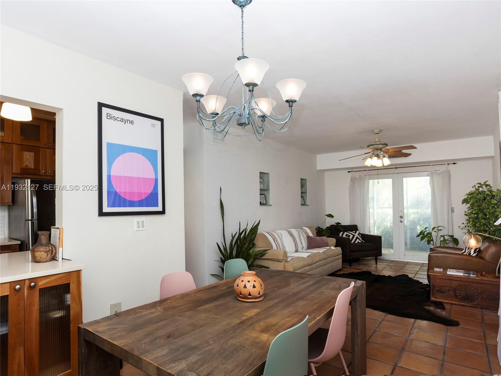 SHORES PLAZA EAST CONDO - Residential