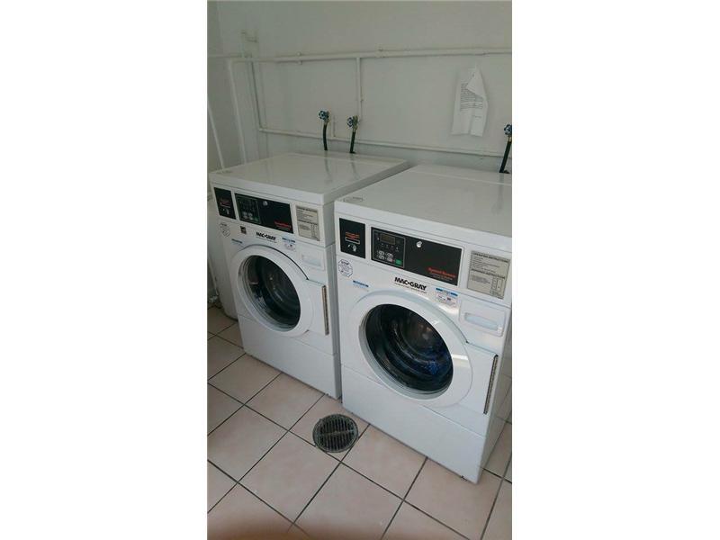 CARIBBEAN TOWERS CONDO - Residential Lease