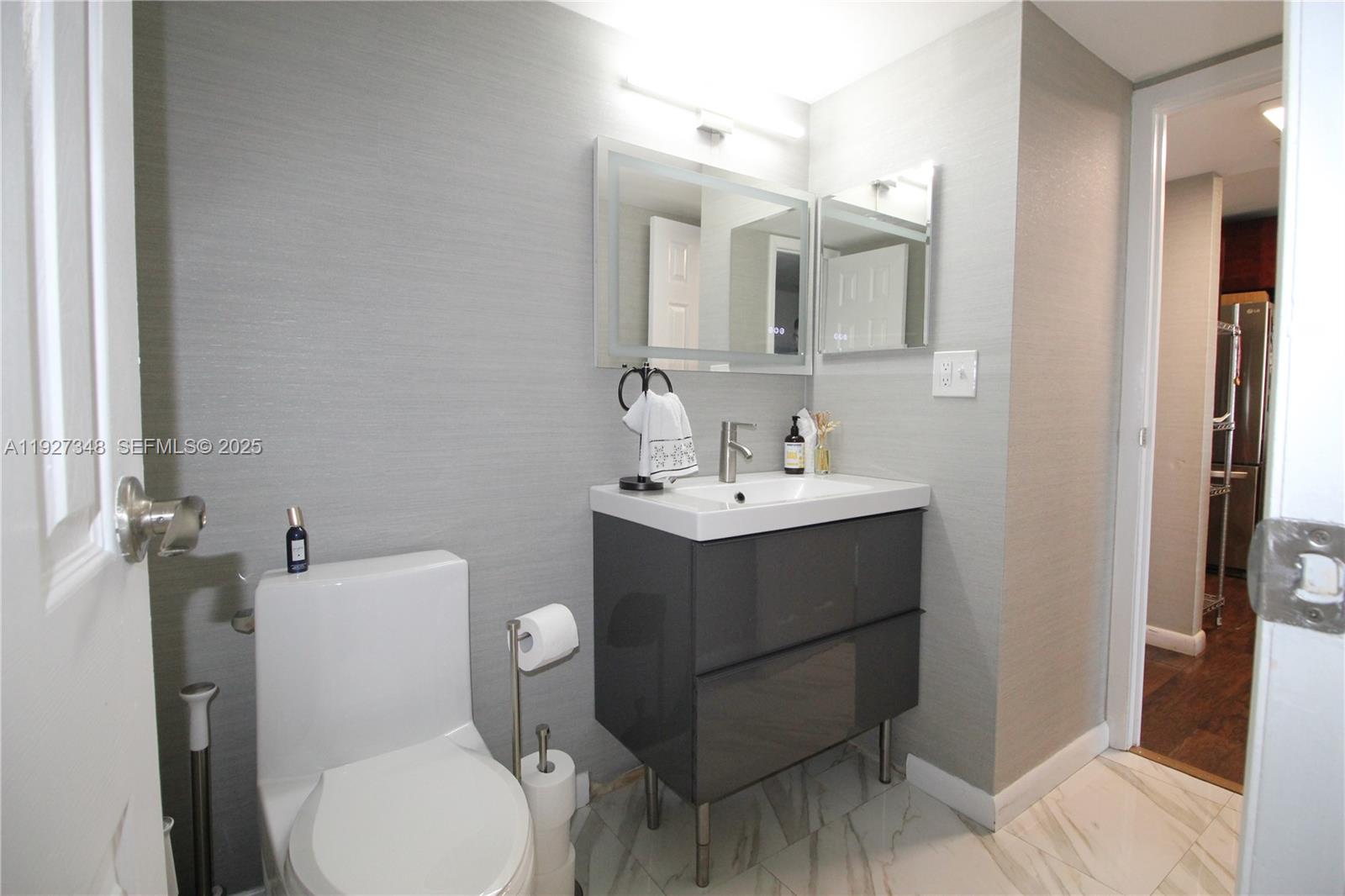 CORONADO CONDO- TOWER II - Residential
