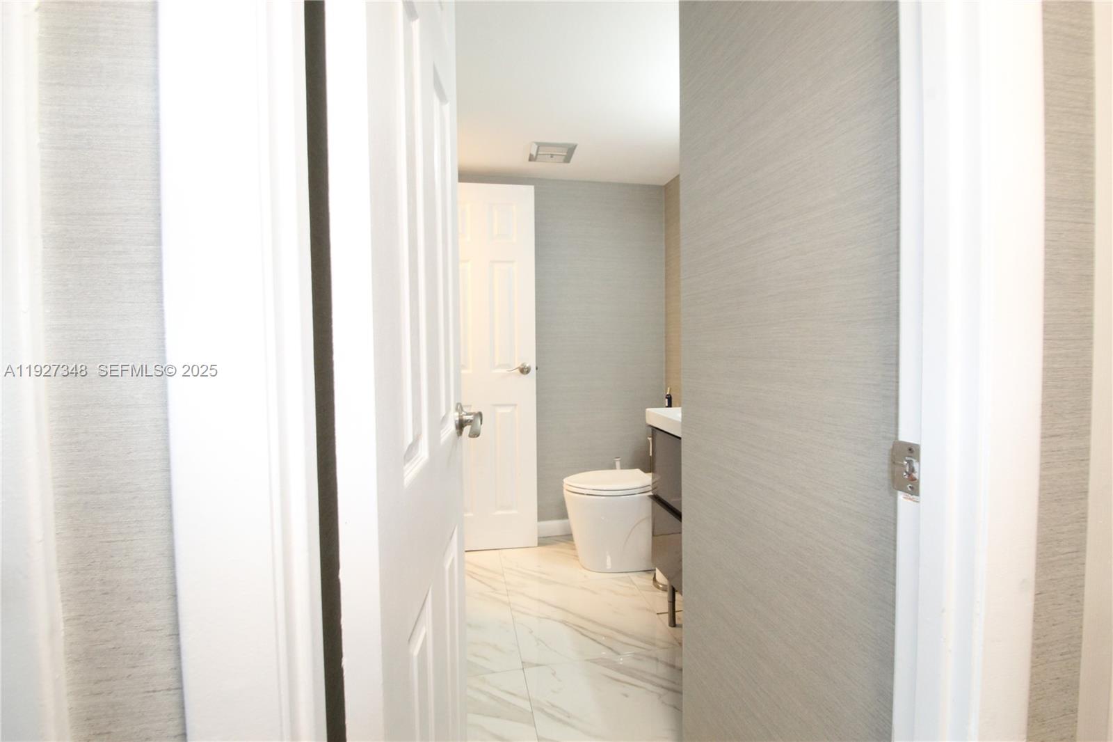 CORONADO CONDO- TOWER II - Residential