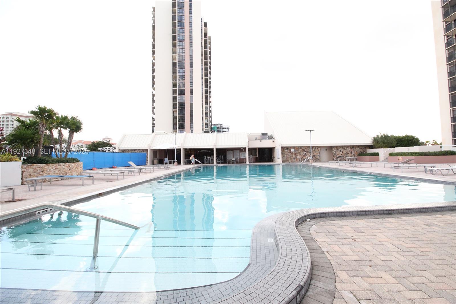 CORONADO CONDO- TOWER II - Residential