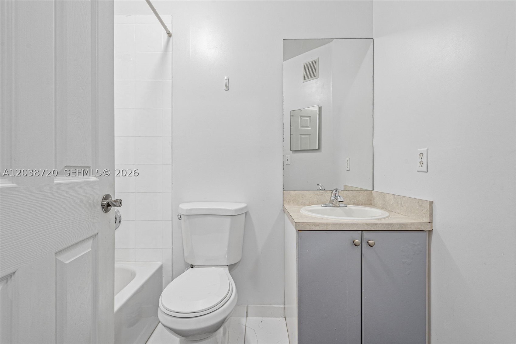 TOWNGATE CONDO TEN - Residential