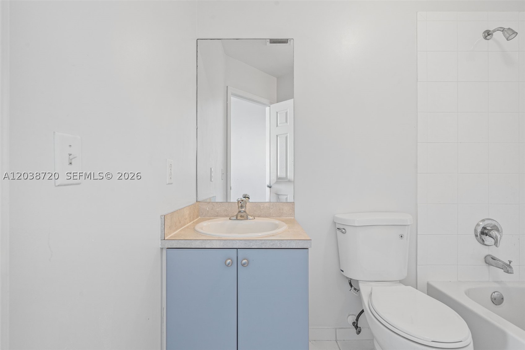 TOWNGATE CONDO TEN - Residential