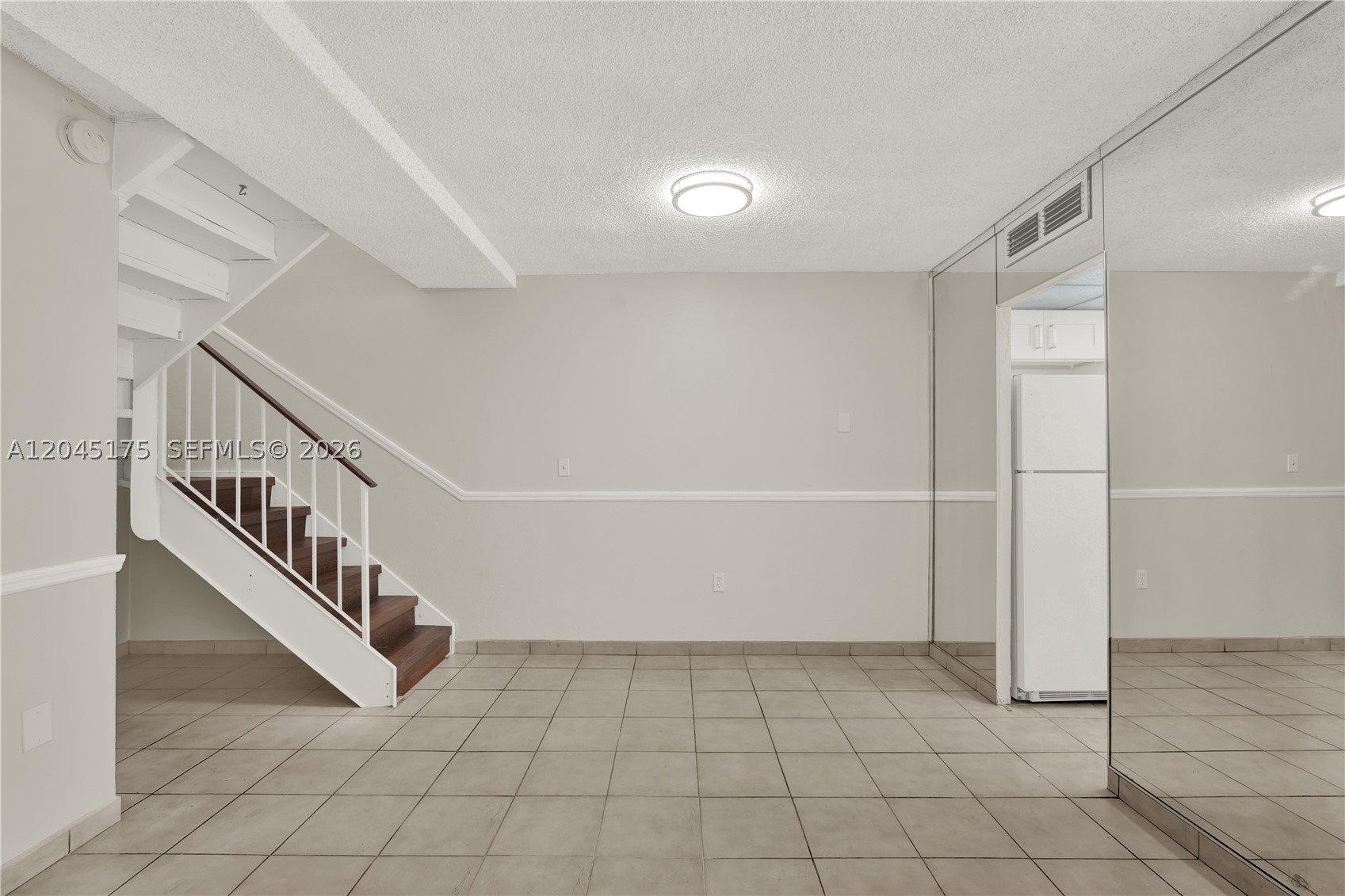 SOUTH WINDS CONDO WEST - Residential