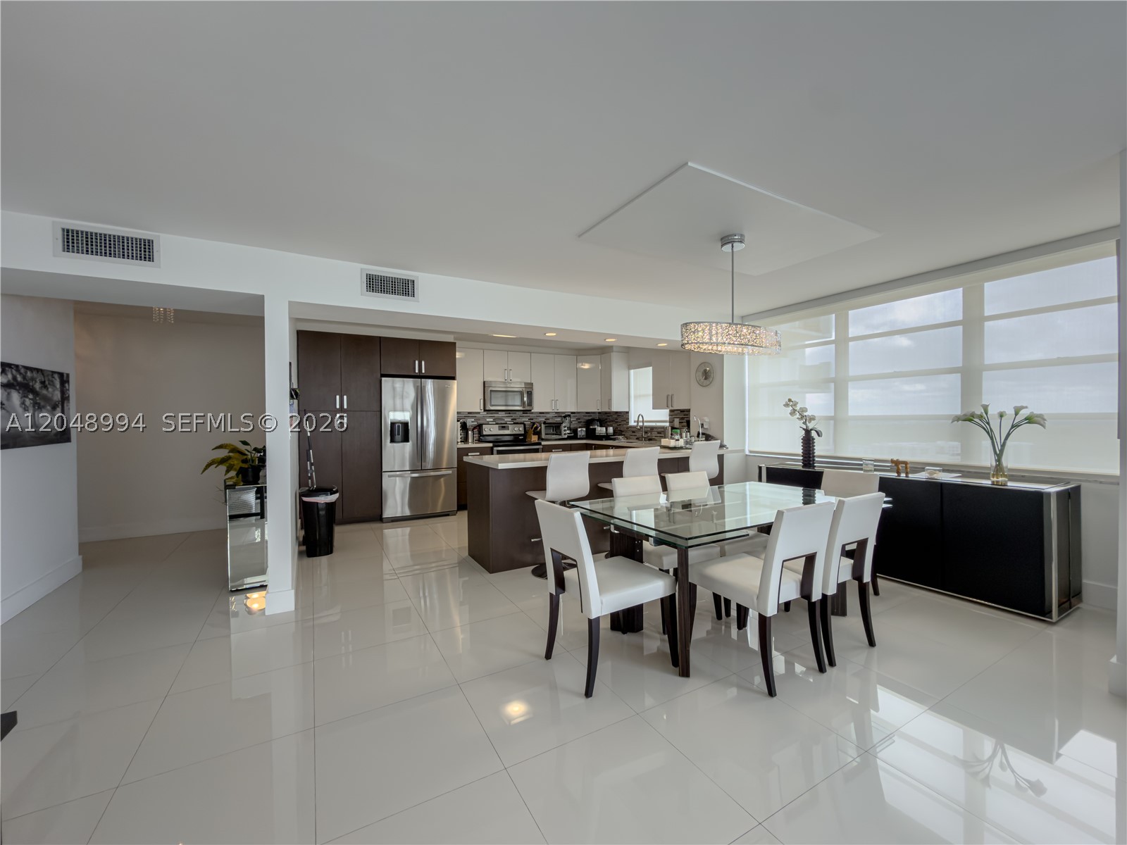 COMMODORE PLAZA CONDO - Residential