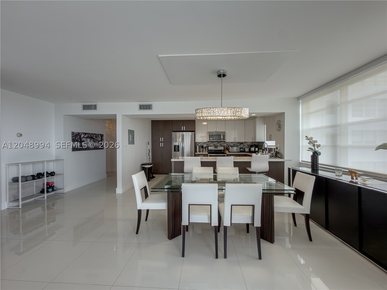 COMMODORE PLAZA CONDO - Residential