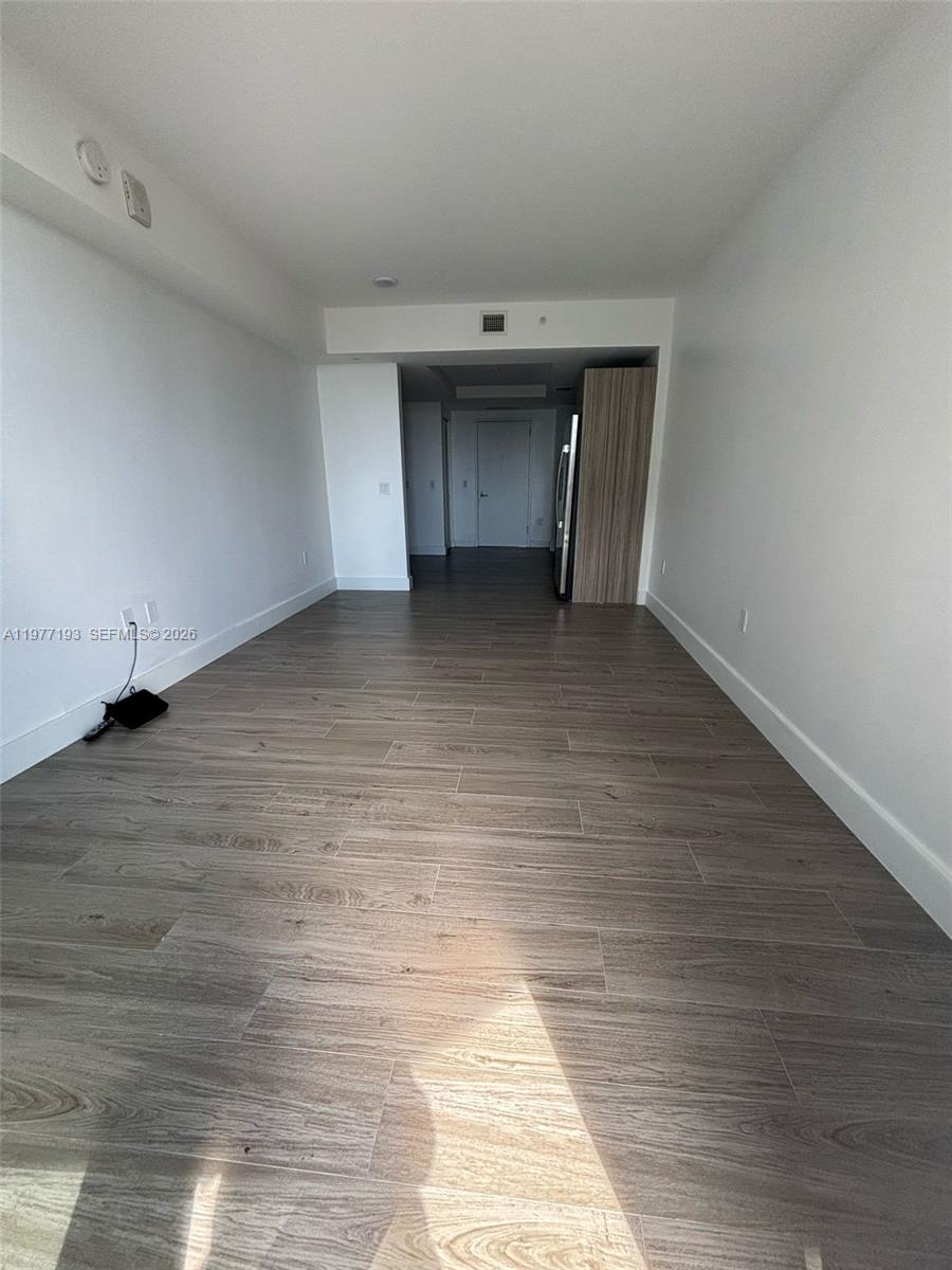 3401 MIDTOWN CONDO - Residential