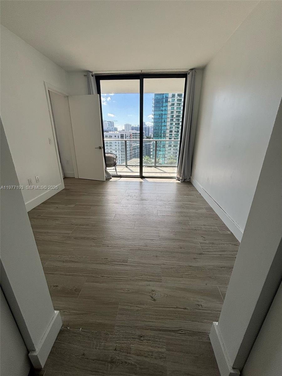 3401 MIDTOWN CONDO - Residential