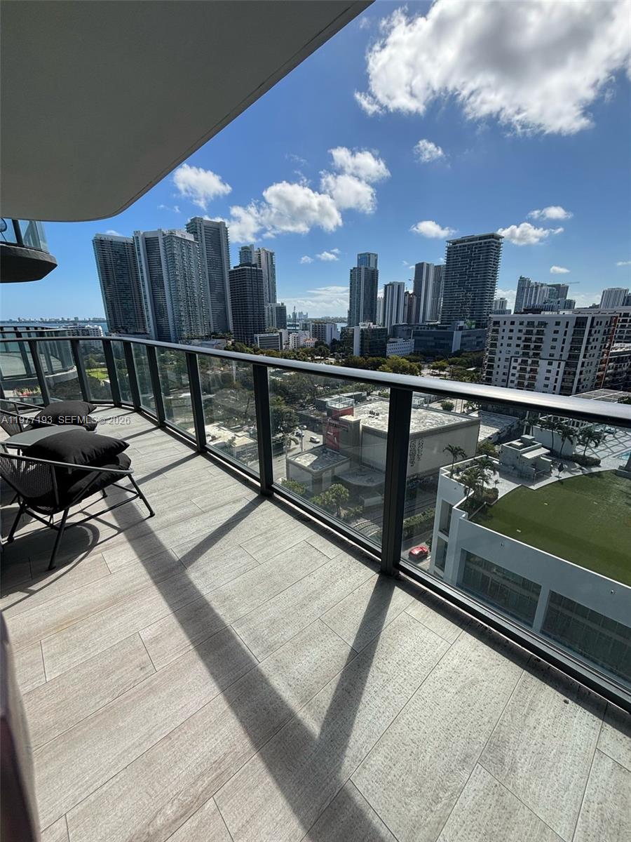 3401 MIDTOWN CONDO - Residential