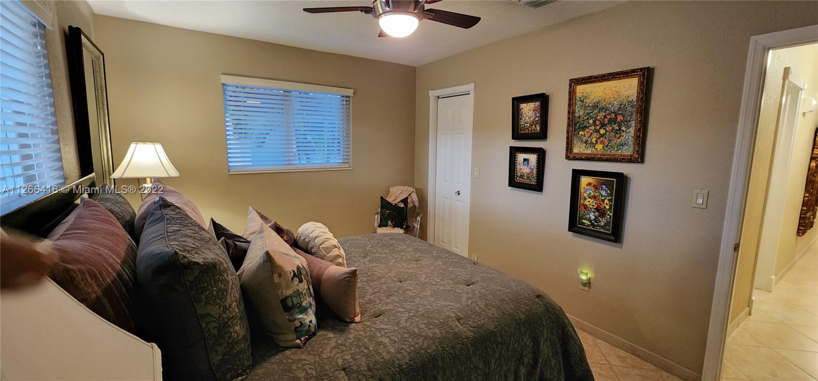 MIAMI LAKES SEC 4 - Residential