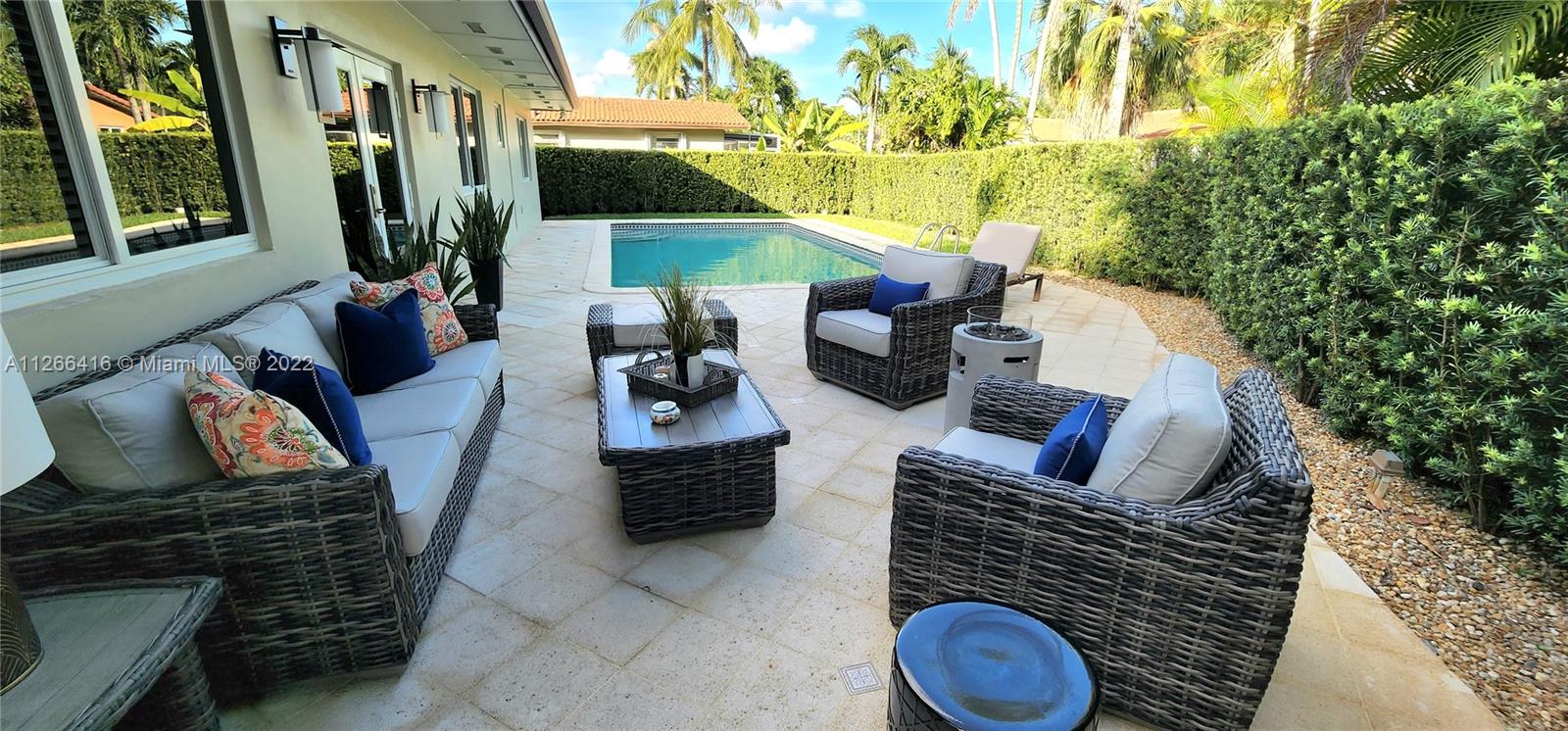 MIAMI LAKES SEC 4 - Residential