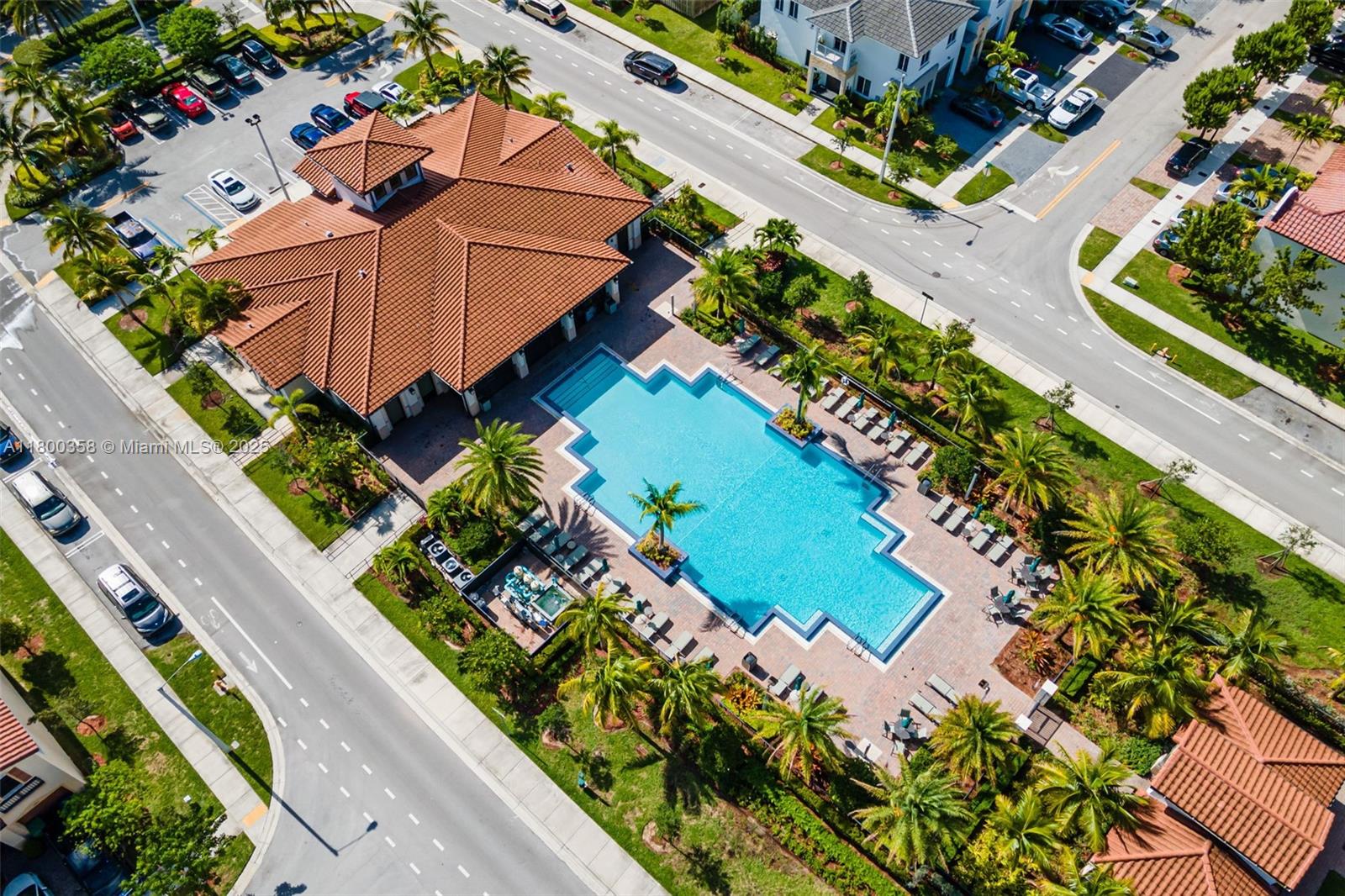 VENETIAN PARC - Residential