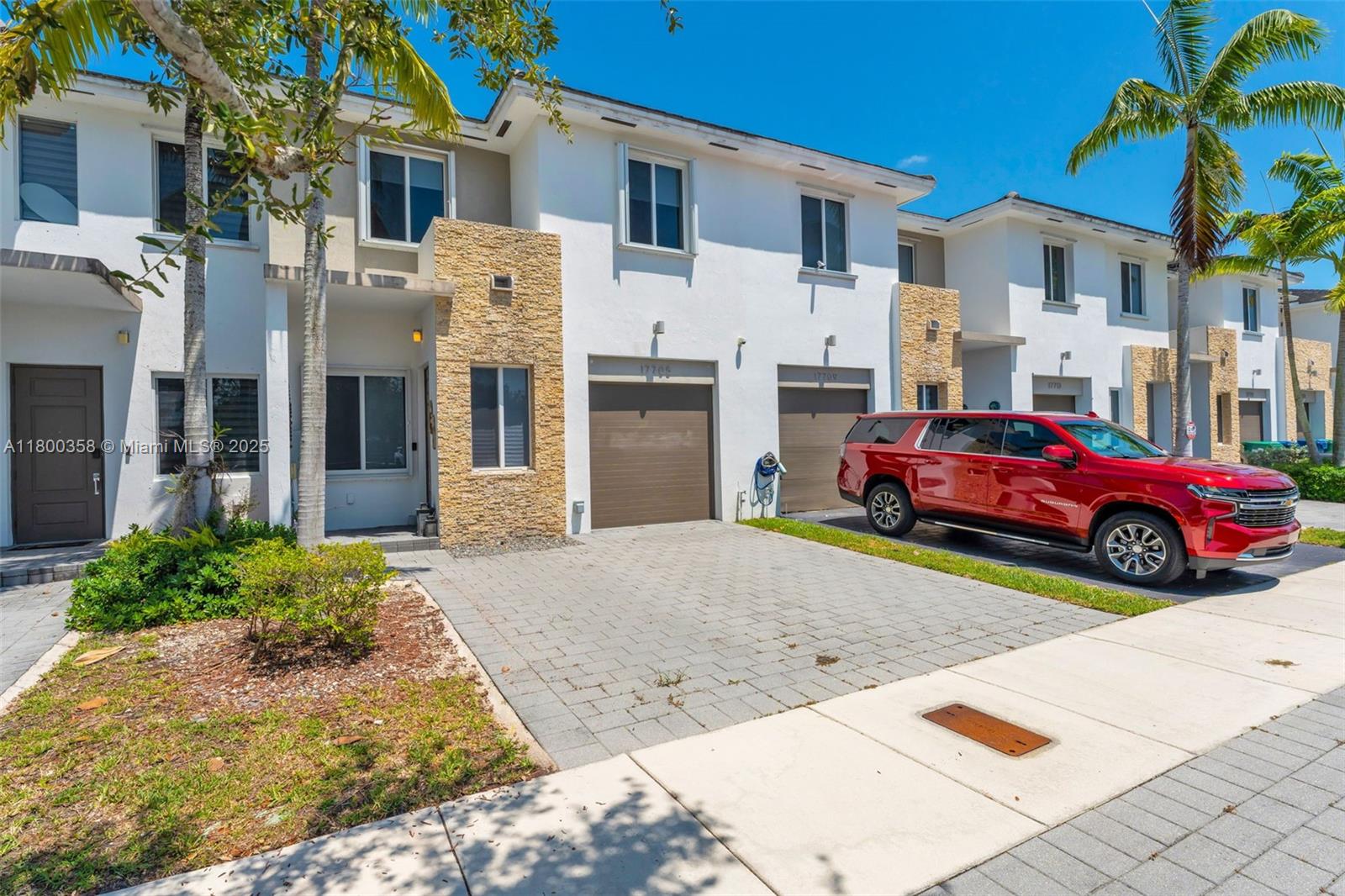 VENETIAN PARC - Residential