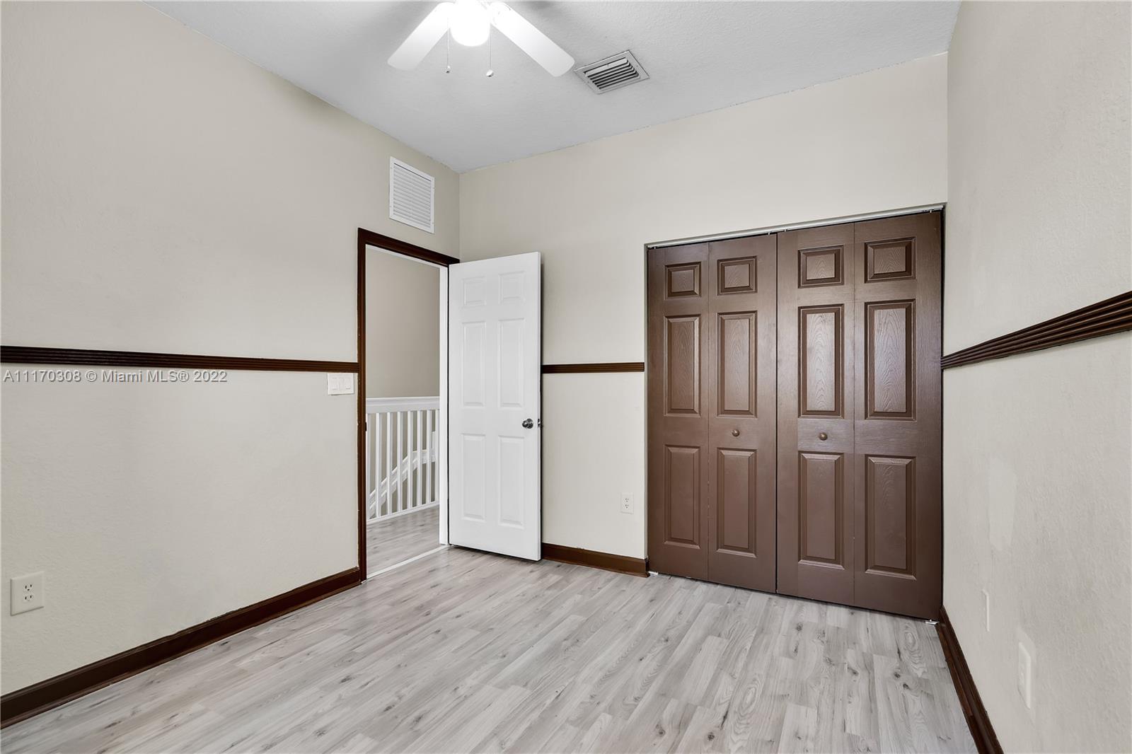 THE SHORES CONDO NO 1 - Residential