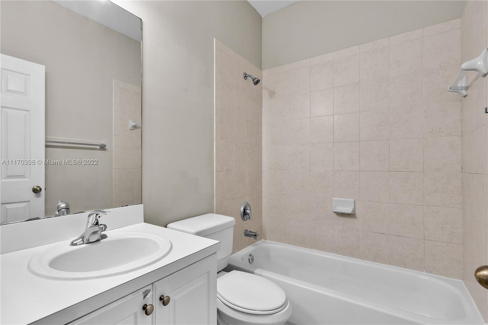 THE SHORES CONDO NO 1 - Residential