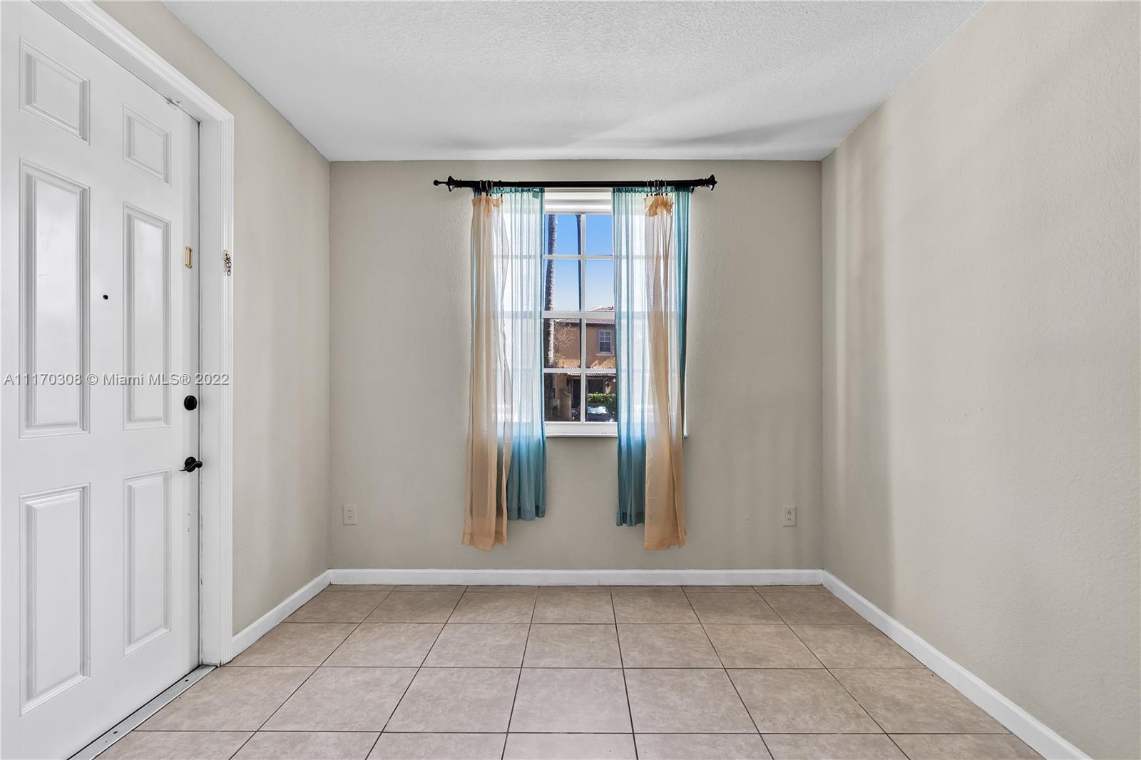 THE SHORES CONDO NO 1 - Residential