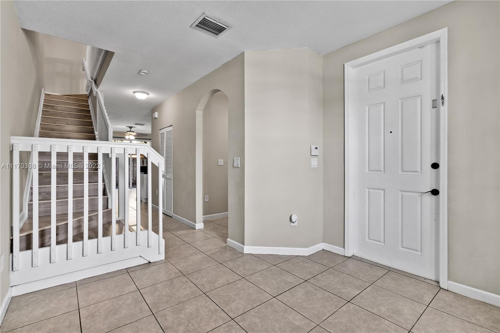THE SHORES CONDO NO 1 - Residential