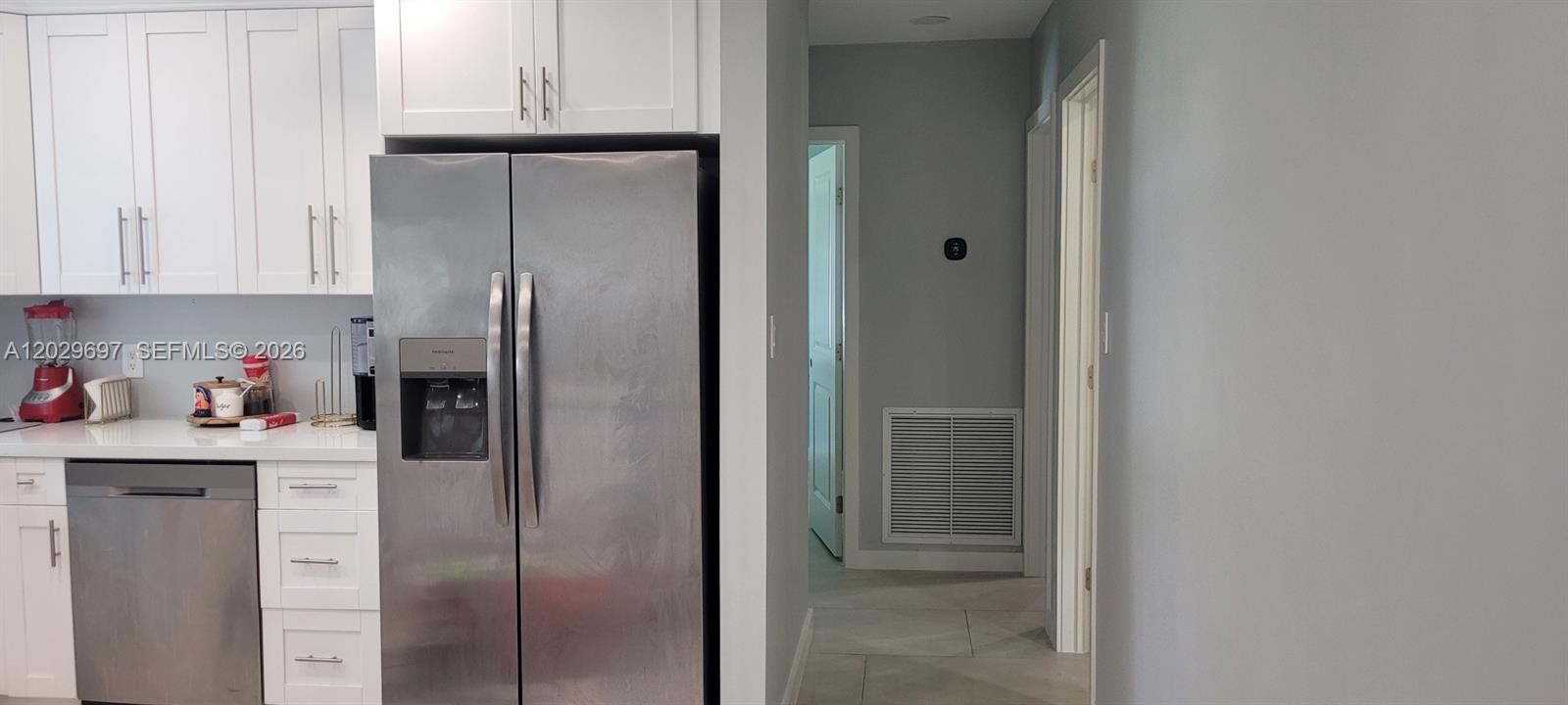 ROSE-WOOD AMD - Residential Lease