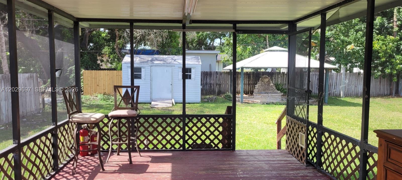 ROSE-WOOD AMD - Residential Lease