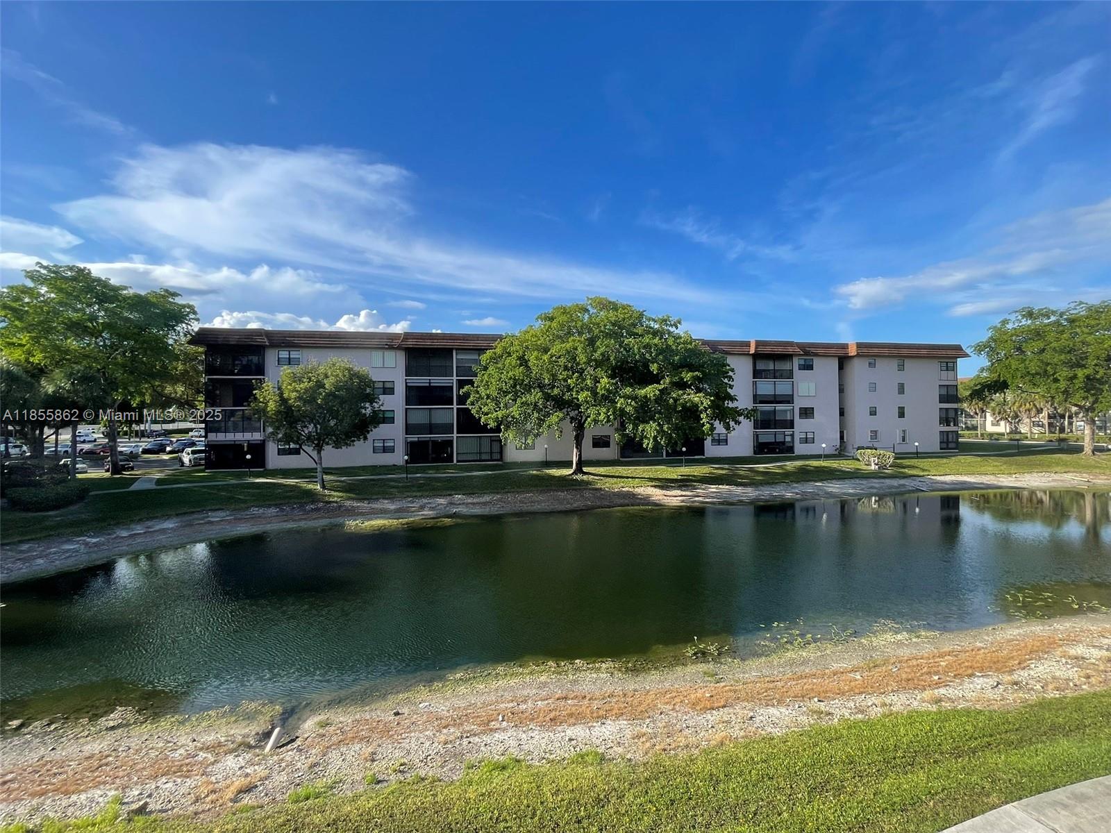 LAKES OF CARRIAGE HILLS - Residential